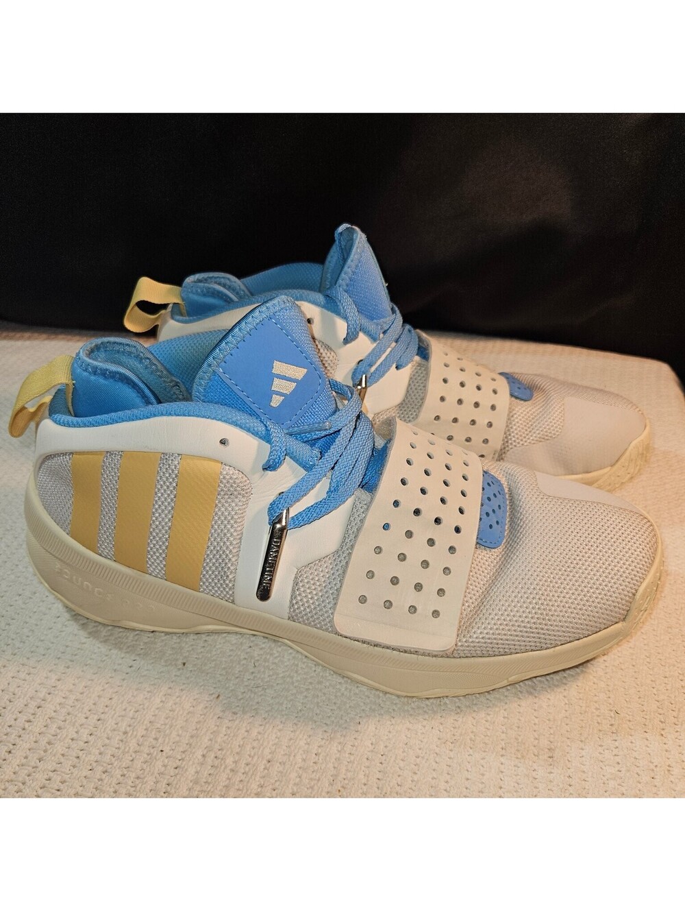 Adidas Dame Certified 2.0 Men's 10.5 White Blue Gold Basketball Shoes